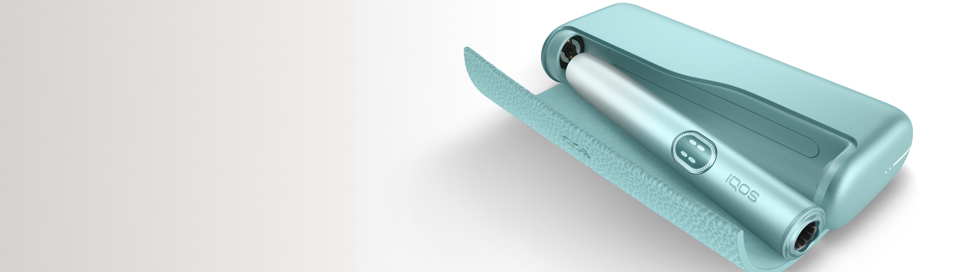 IQOS ILUMA i PRIME en color Azul Brisa abierto.